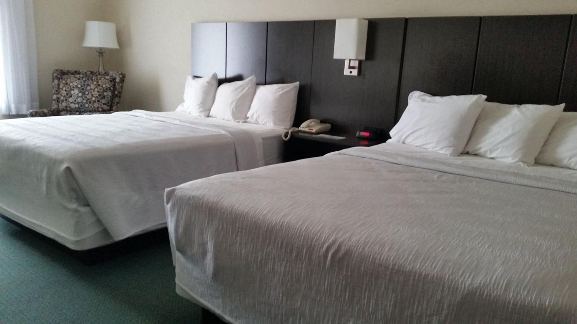 Gold Vault Inn Radcliff Екстер'єр фото